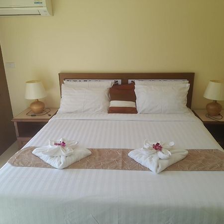 Panjai's Place Cha-Am Bagian luar foto